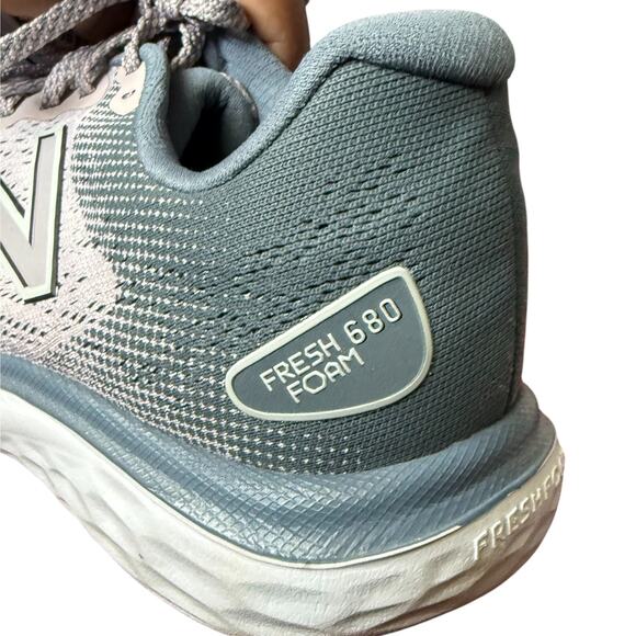 New Balance 8.5 Fresh Foam 680v7 Gray Running Shoes Lightweight Comfort Sport - Picture 6 of 9